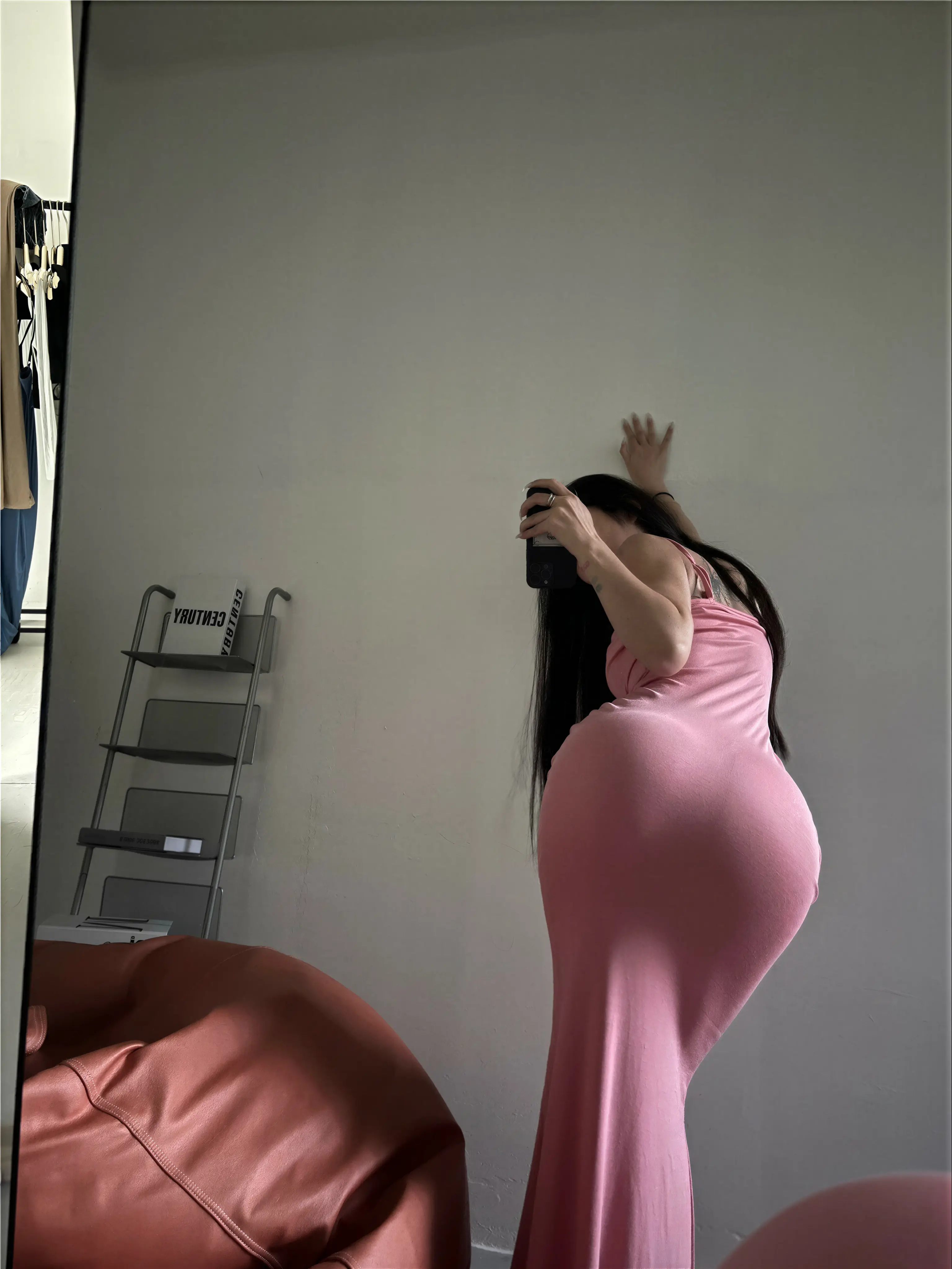 陈佩奇 – 性感连体紧身粉裙 9P